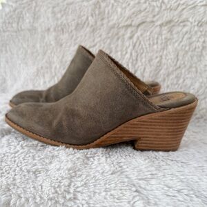 Women's Sofft Taupe Suede Mules